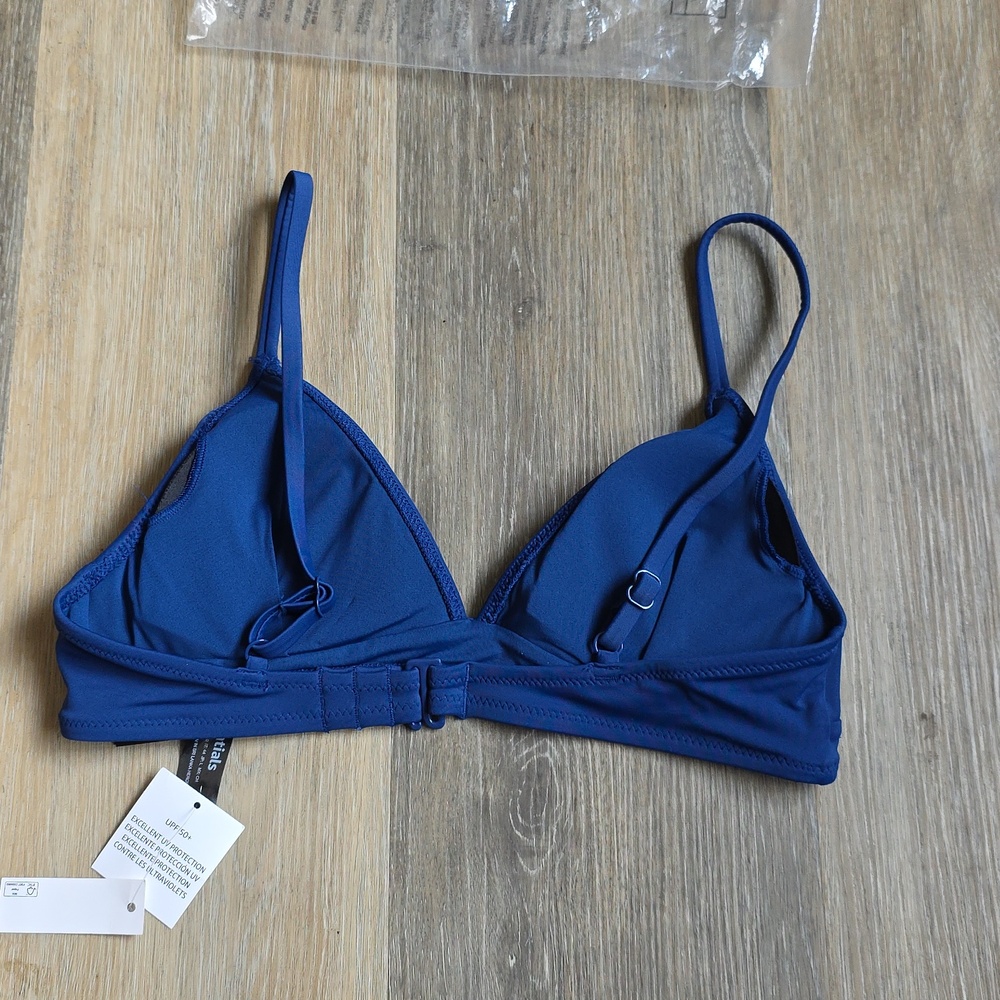 Amazon Essentials Triangle Bikini Top - Picture 7 of 15